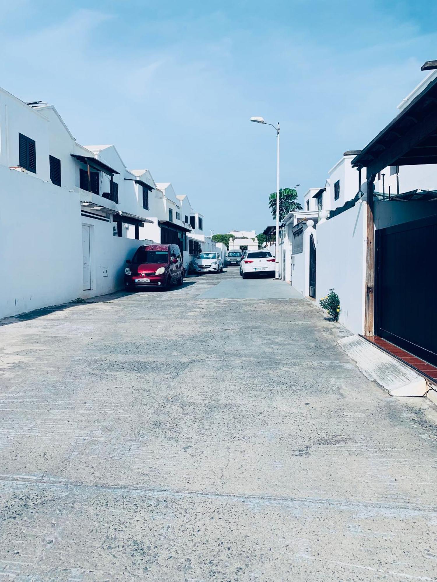 Habitaciones Privadas Cerca De La Playa Y Aeropuerto En Casa Compartida Con Otros Huespedes Плая Онда Екстериор снимка
