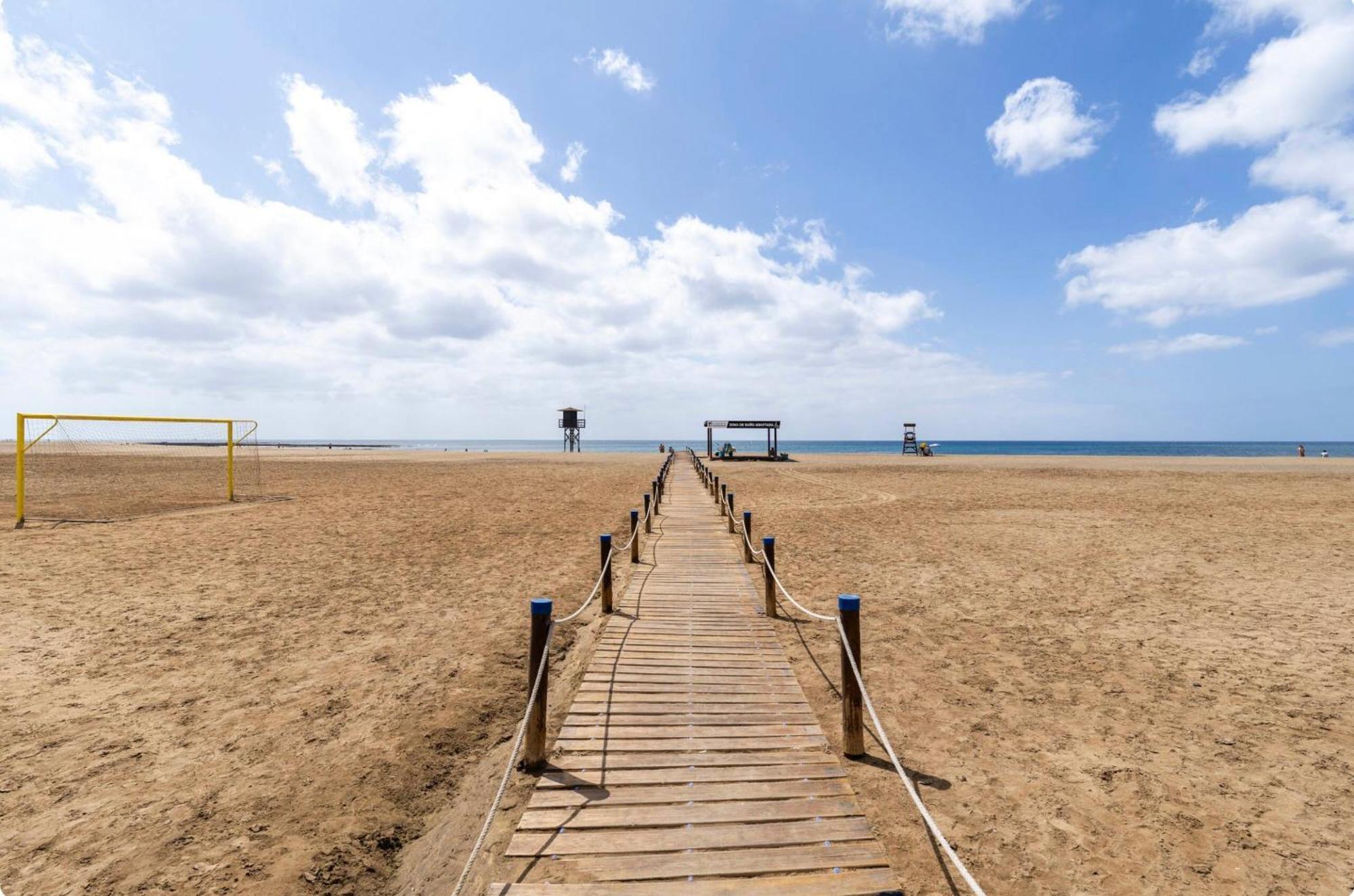Habitaciones Privadas Cerca De La Playa Y Aeropuerto En Casa Compartida Con Otros Huespedes Плая Онда Екстериор снимка